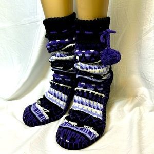 Slipper Socks NWOT. Size 9/10